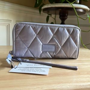 NWT Vera Bradley Ultralight RFID Accordion Wristlet Wallet ~ Lavender Pearl